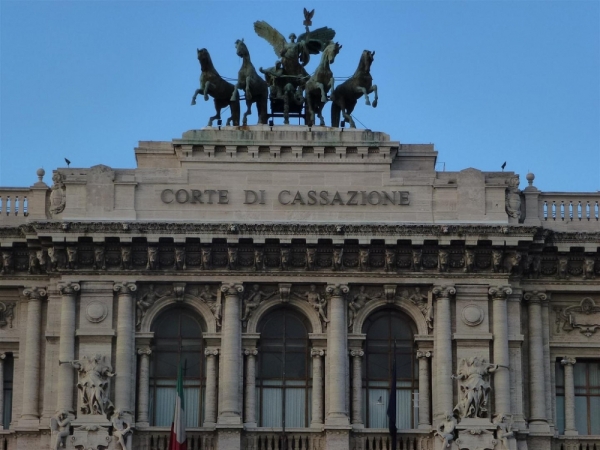 Cassazione: soggetti ad Irpef i rimborsi non documentati dei volontari